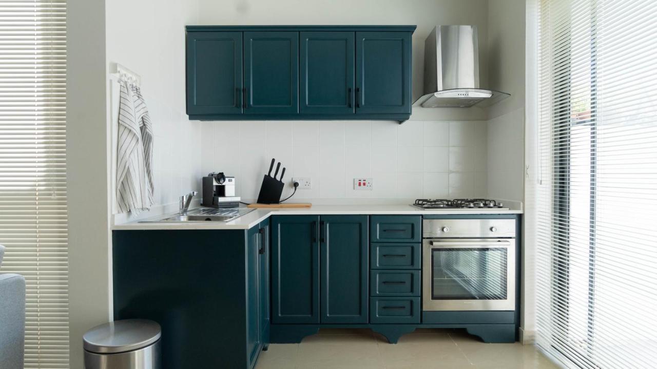 Cosy Designer Seaview Penthouse With Terrace & Bbq Apartman San Pawl il-Baħar Kültér fotó