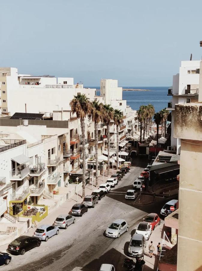 Cosy Designer Seaview Penthouse With Terrace & Bbq Apartman San Pawl il-Baħar Kültér fotó
